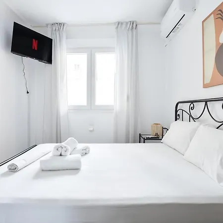 Minimal In The Heart Of The